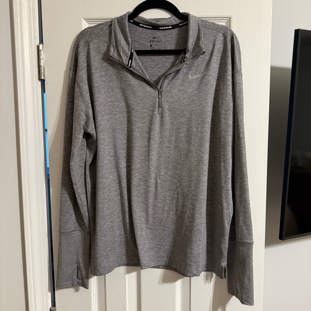 Nike Dry Fit Pullover Sweater